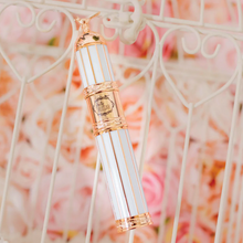 Load image into Gallery viewer, PRETTY VULGAR - THE FEATHERS MASCARA (Black)