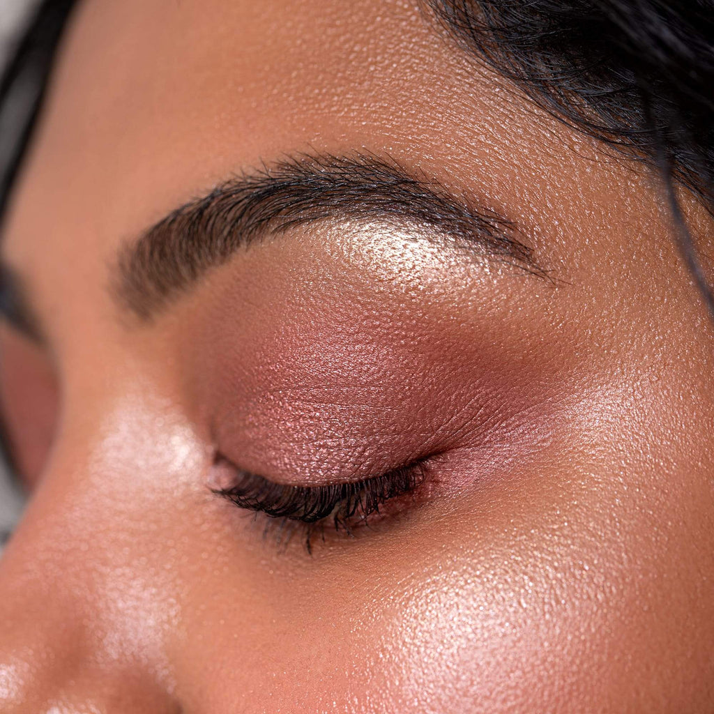 Chella + Velabeauty blushing rose eyeshadow palette