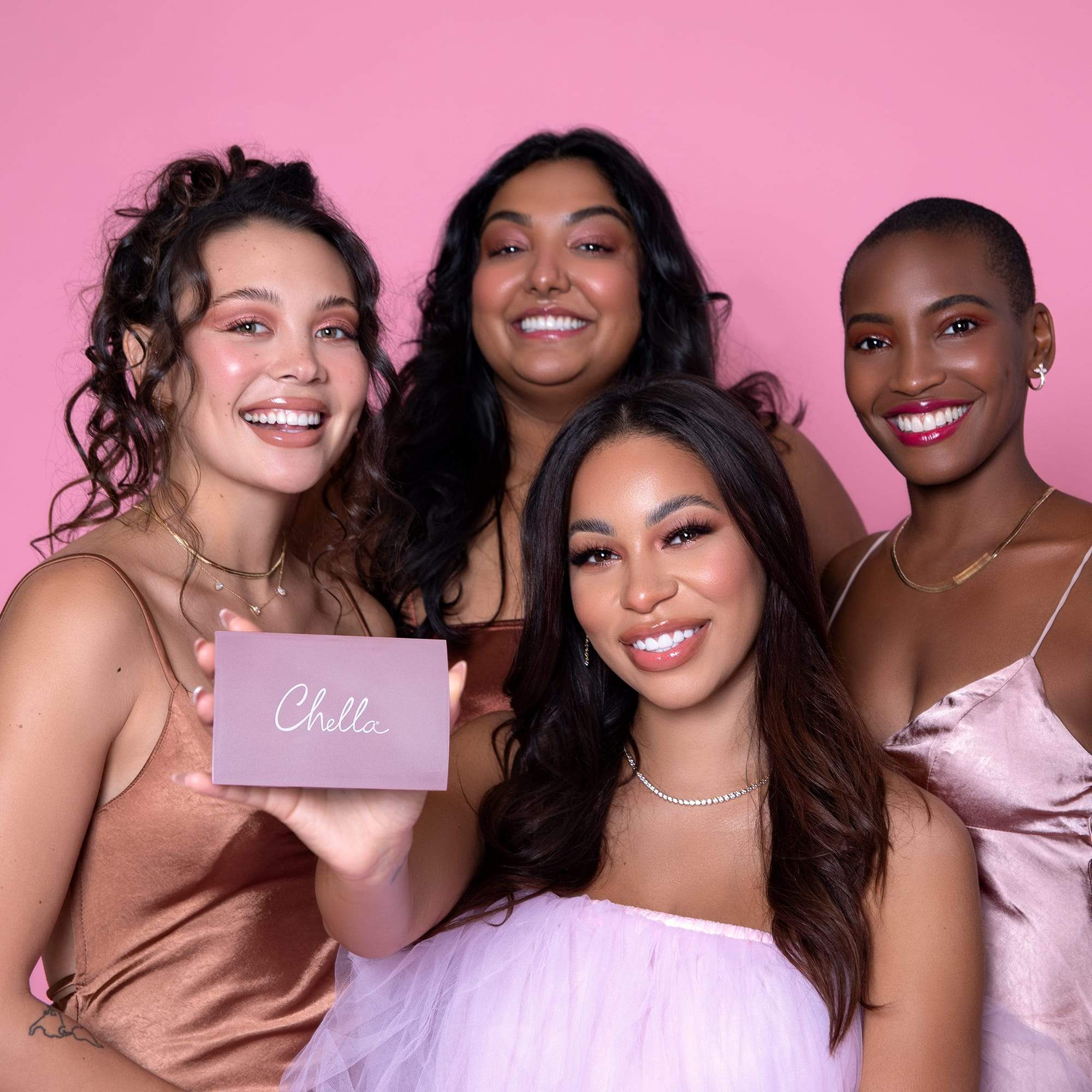 Chella - mini chella + velabeauty blushing rose eyeshadow palette