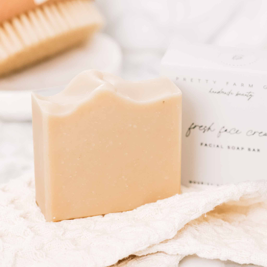 Pretty Farm Girl - Anti-Aging Skincare Routine Essentials Kit